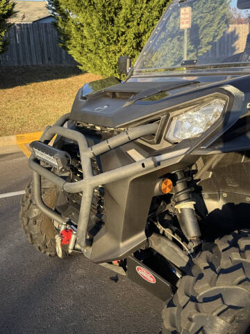2023 Can-Am Commander XT