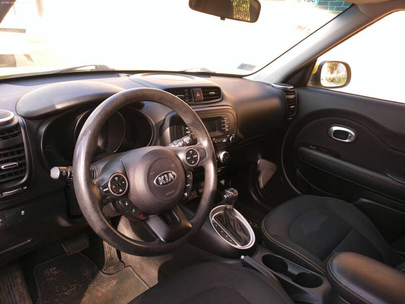 2015 Kia Soul +