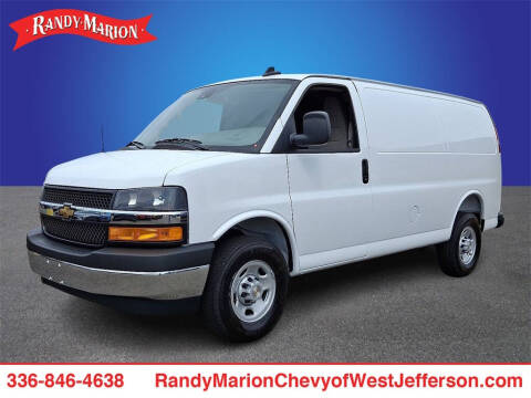 2025 Chevrolet Express 2500