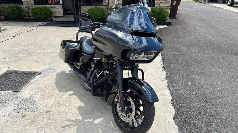2018 Harley-Davidson FLTRXS Road Glide Special