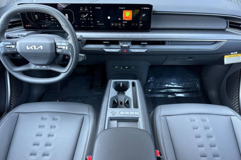 2026 Kia EV9 Wind