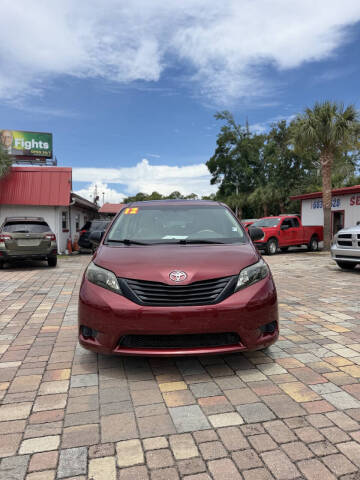 2012 Toyota Sienna Base 7-Passenger