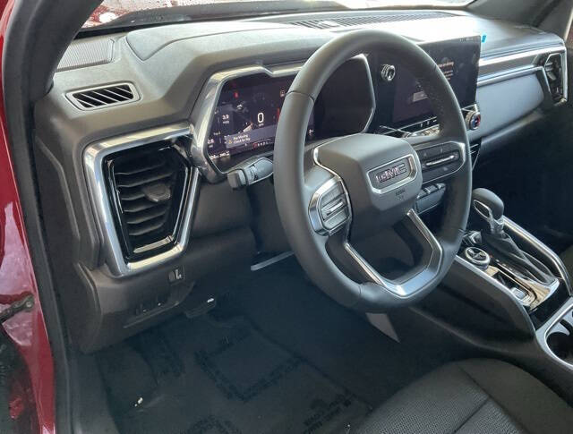 2025 GMC Canyon Elevation