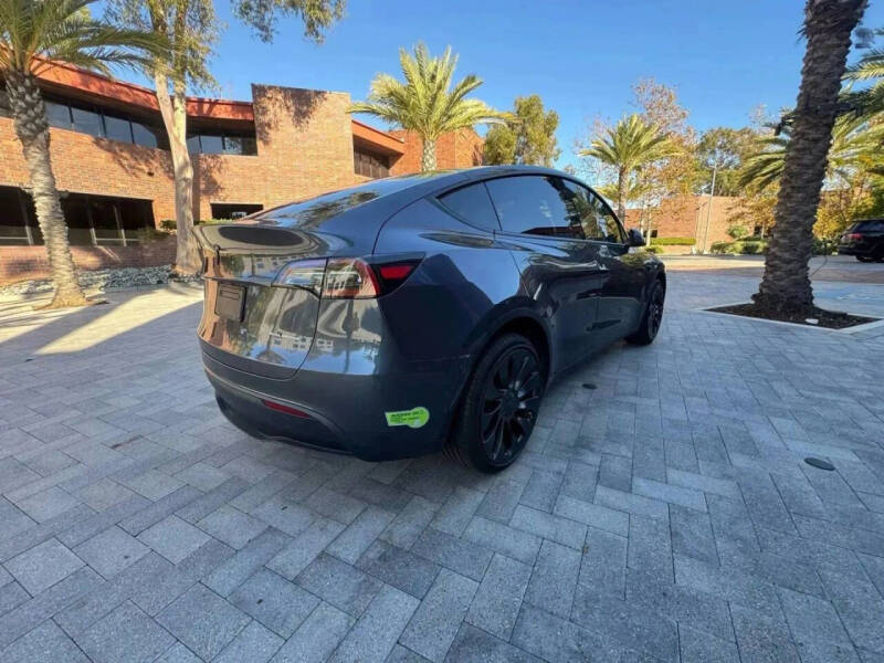 2024 Tesla Model Y Long Range