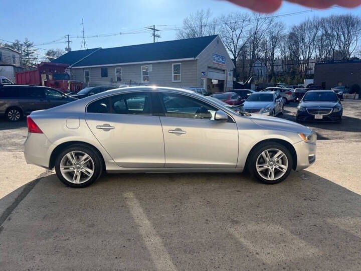 2014 Volvo S60 T5 Premier Plus