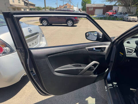 2017 Hyundai Veloster