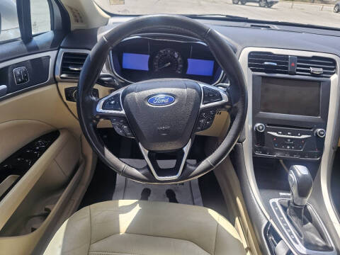2013 Ford Fusion SE