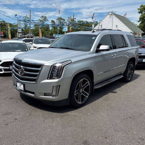 2015 Cadillac Escalade Luxury