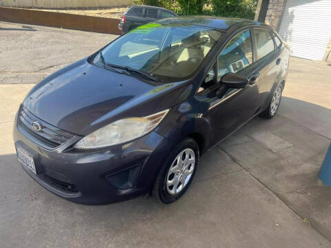 2012 Ford Fiesta for sale at BEE BACK MOTORS in Sonora CA