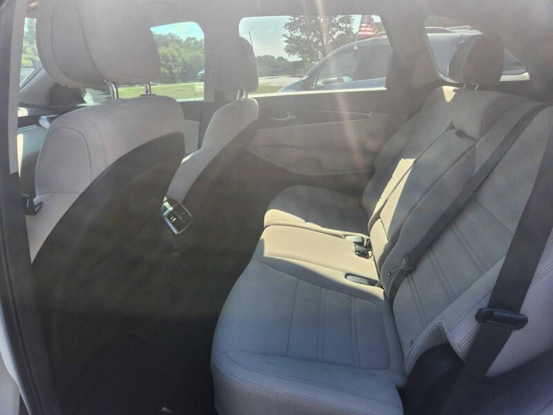 2016 Kia Sorento LX - Photo 9