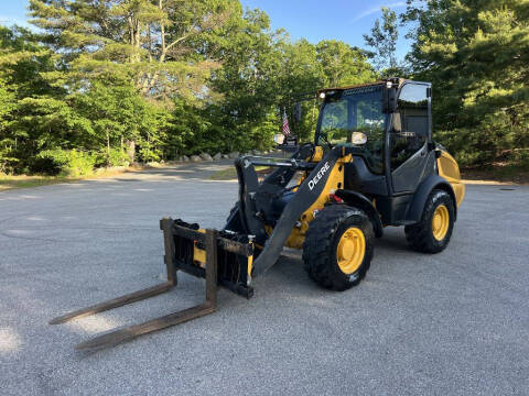 2022 John Deere 204L