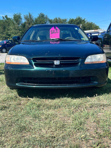 2000 Honda Accord for sale at Carz of Marshall LLC in Marshall MO
