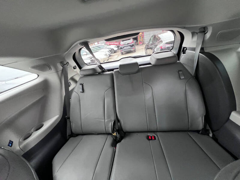 2022 Toyota Sienna XLE 7-Passenger