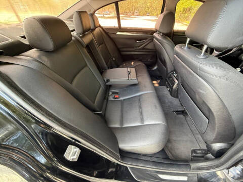 2015 BMW 5 Series 528i