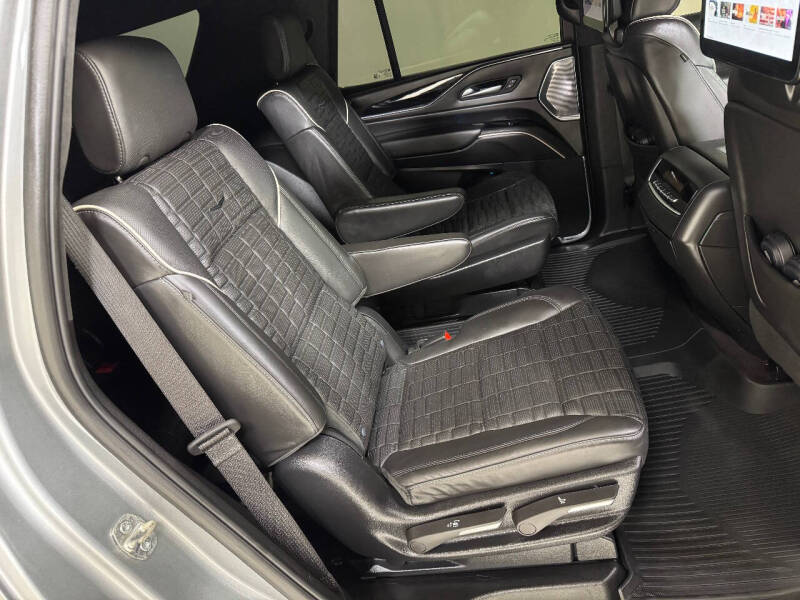2024 Cadillac Escalade-V