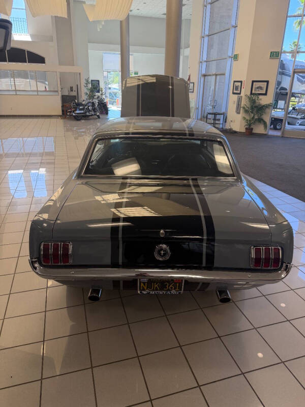 1965 Ford Mustang