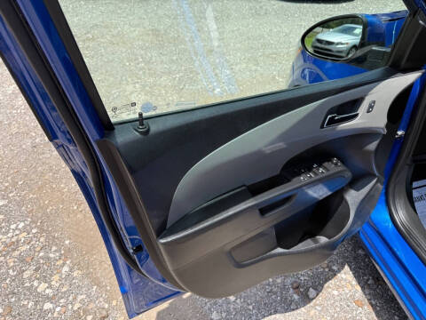 2017 Chevrolet Sonic LT Auto