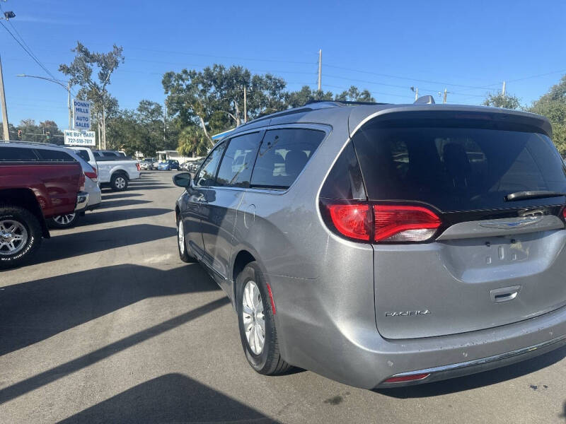 2019 Chrysler Pacifica Touring L