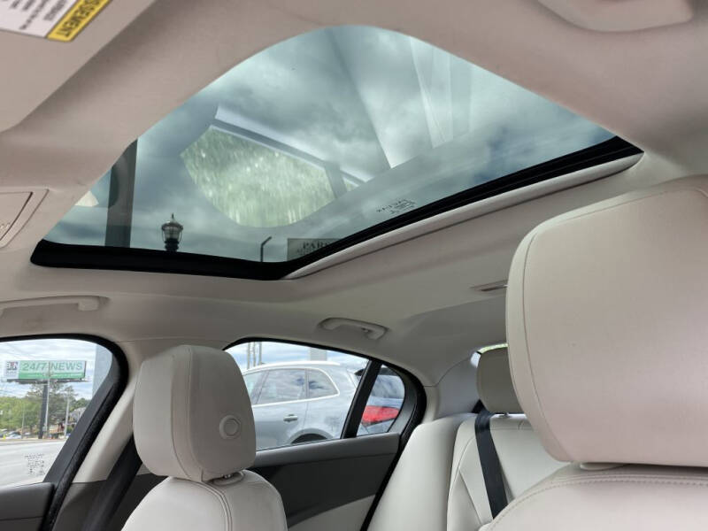 2017 Jaguar XE 20d Premium