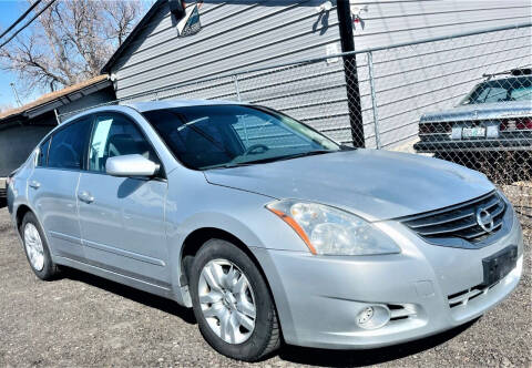 2010 Nissan Altima for sale at Unlimited Motors, LLC in Denver CO