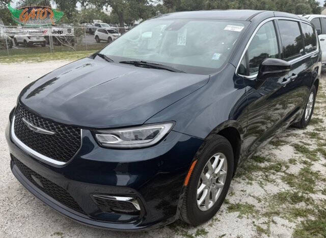 2024 Chrysler Pacifica Touring L