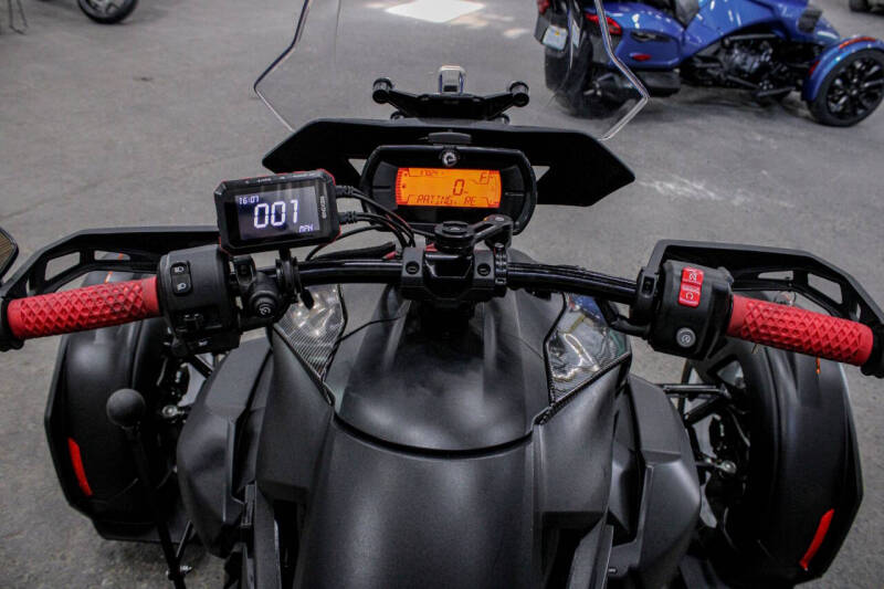 2023 Can-Am Ryker 900 ACE