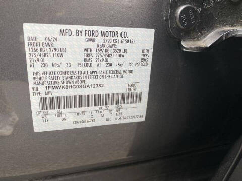 2025 Ford Explorer Platinum