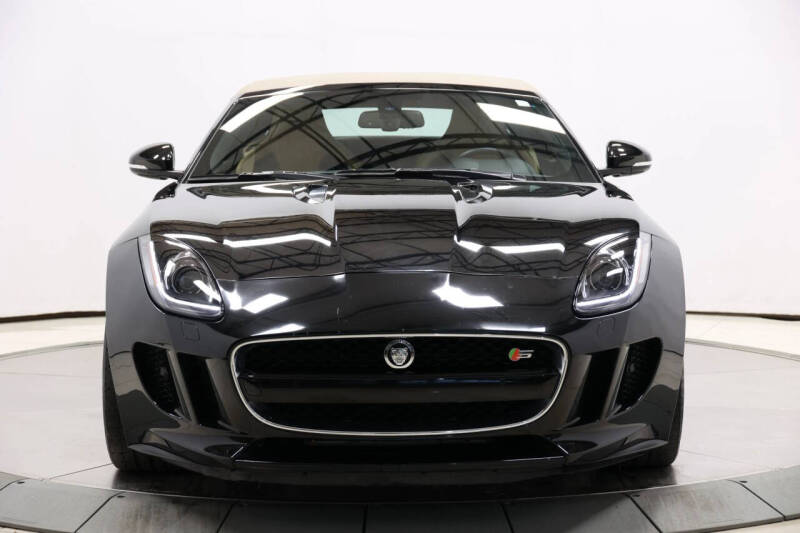 2014 Jaguar F-TYPE V8 S