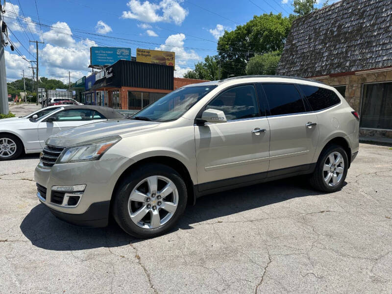 2017 Chevrolet Traverse LT