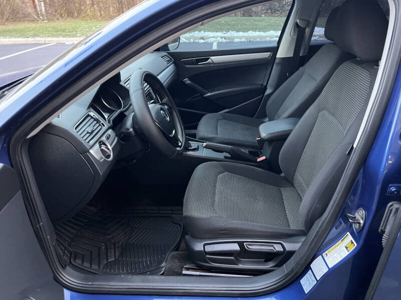 2017 Volkswagen Passat 1.8T S