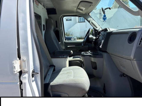 2012 Ford E-Series E-150