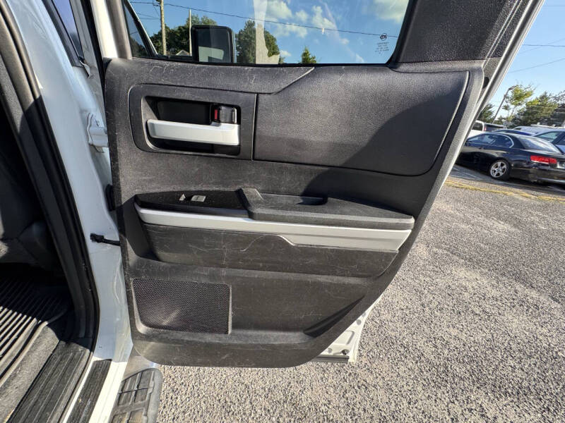 2019 Toyota Tundra SR5