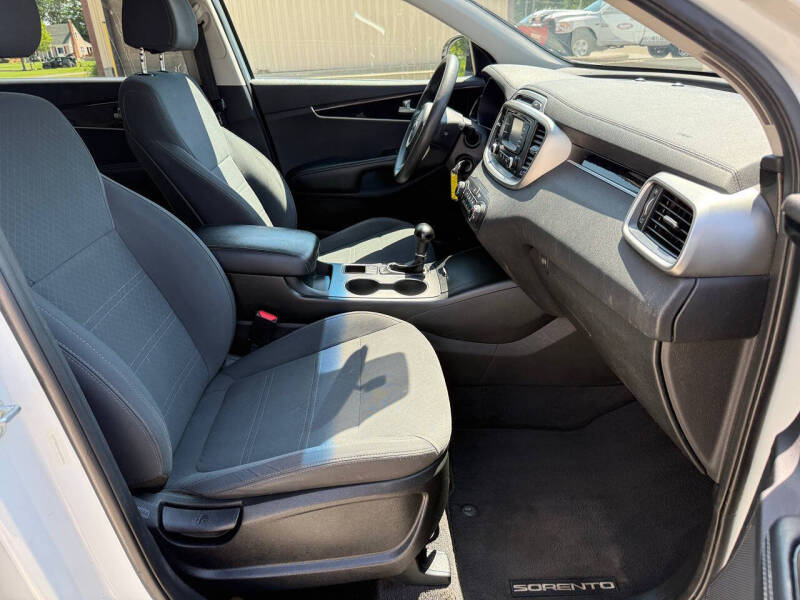 2018 Kia Sorento LX V6