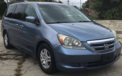 2007 Honda Odyssey for sale at Square Business Automotive in Milwaukee WI