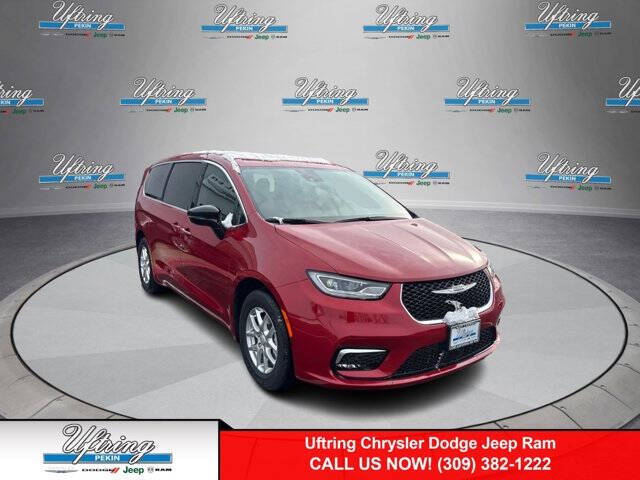 2026 Chrysler Pacifica Select