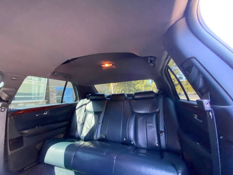 2011 Cadillac DTS Pro Coachbuilder Limo