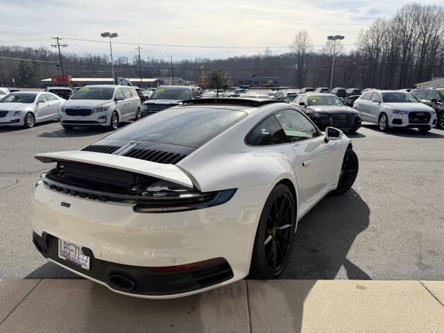 2024 Porsche 911 Carrera