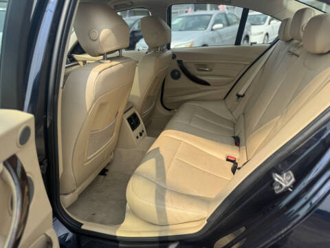 2013 BMW 3 Series 328i