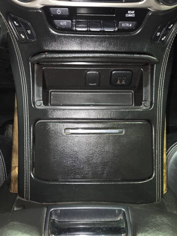 2015 GMC Yukon XL Denali