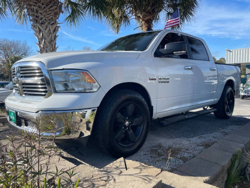 2018 RAM 1500 SLT
