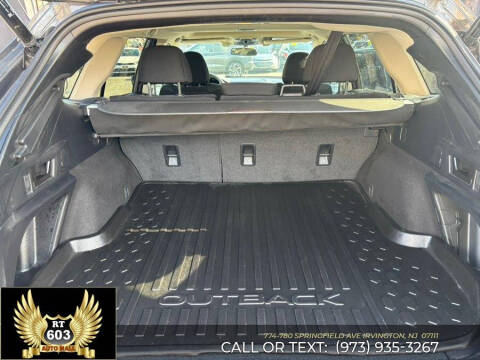 2022 Subaru Outback Premium