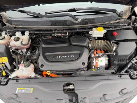 2017 Chrysler Pacifica Hybrid Touring Plus