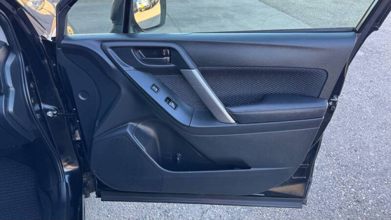 2017 Subaru Forester 2.5i