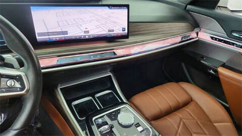 2023 BMW 7 Series 740i