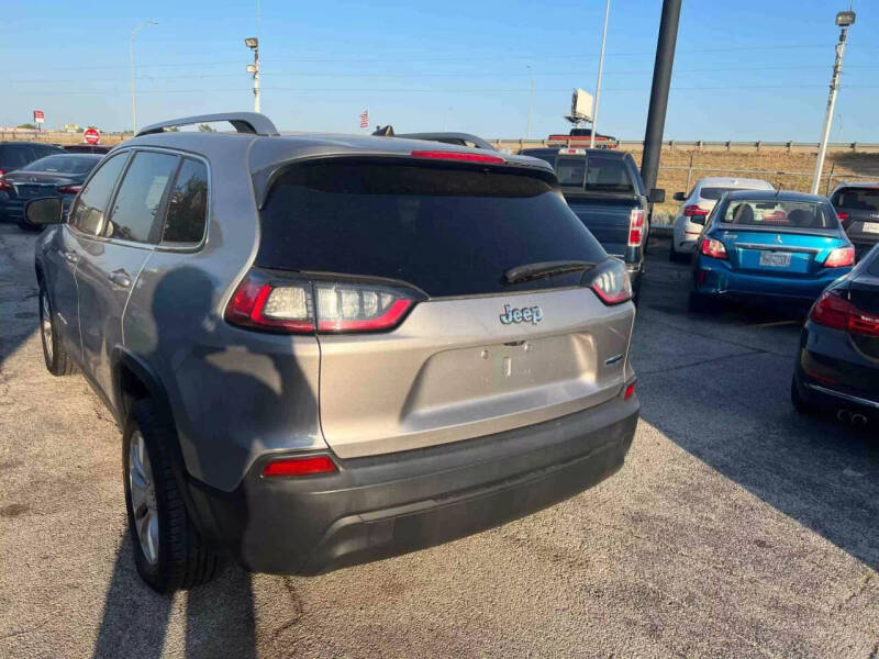 2019 Jeep Cherokee Latitude