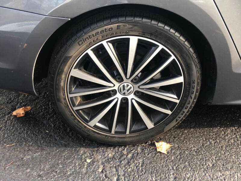 2016 Volkswagen Jetta 1.8T Sport