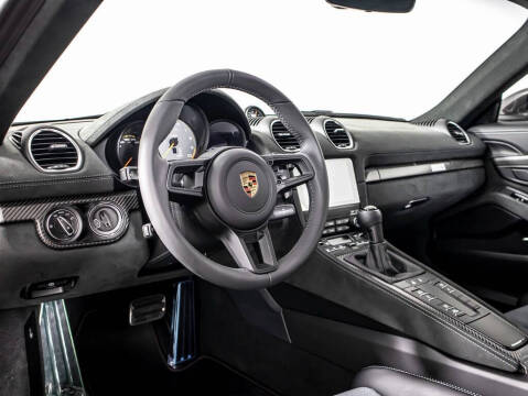 2024 Porsche 718 Cayman GT4 RS