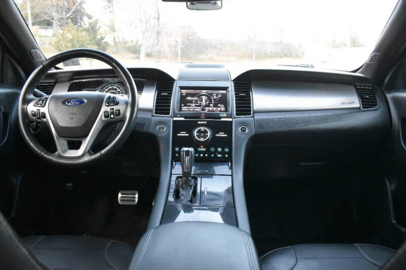 2013 Ford Taurus SHO