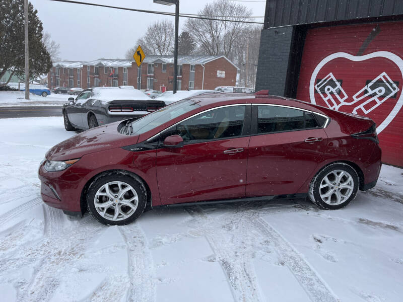 2017 Chevrolet Volt for sale at Apple Auto Sales Inc in Camillus NY