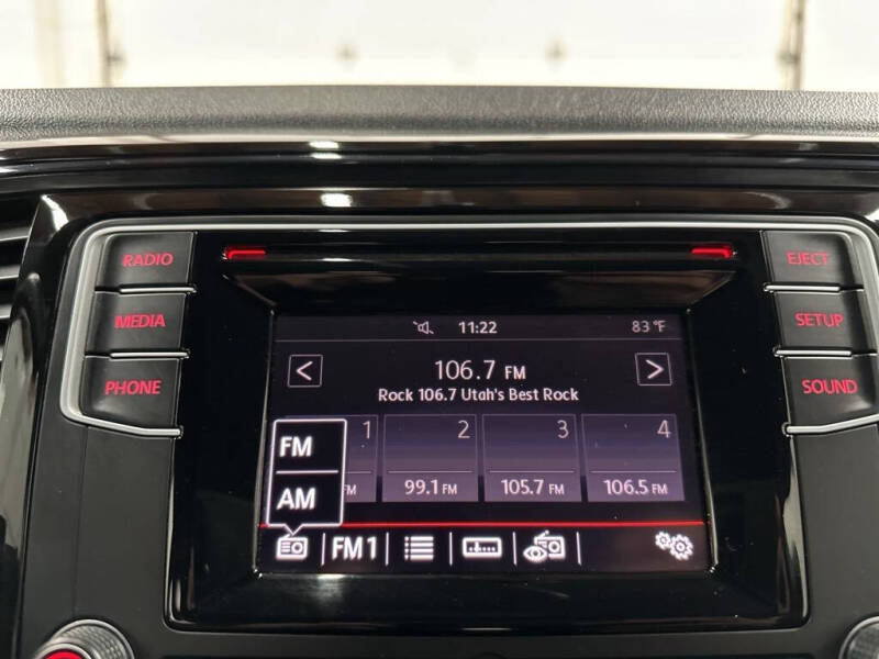 2018 Volkswagen Beetle 2.0T S